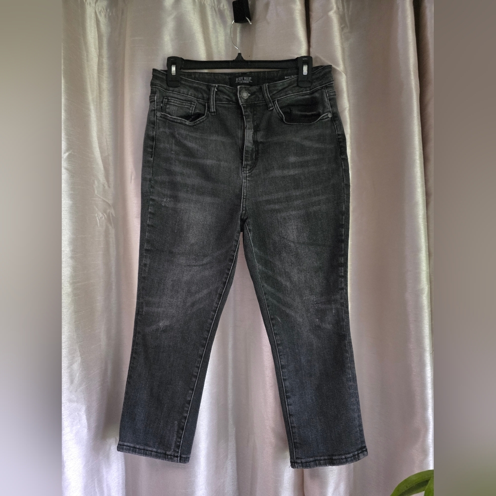 Judy Blue Women's Dark Gray Denim Capris